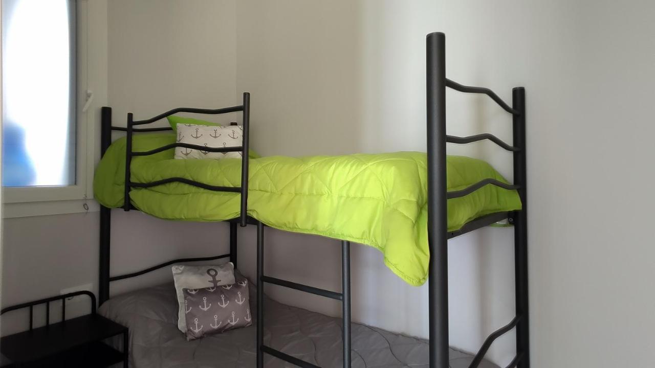 Vivabien Playa I - Apartamentos Junto Al Mar Benicàssim Exteriör bild
